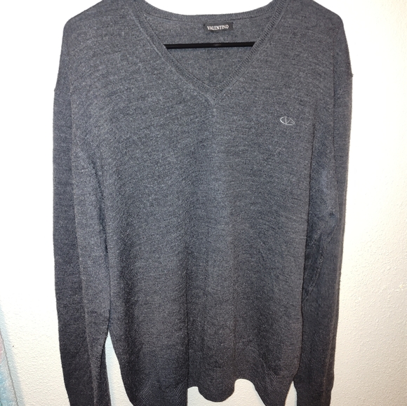 Valentino Men's Garavani Virgin Wool V-Neck Sweater - Grey size large - Picture 12 of 16